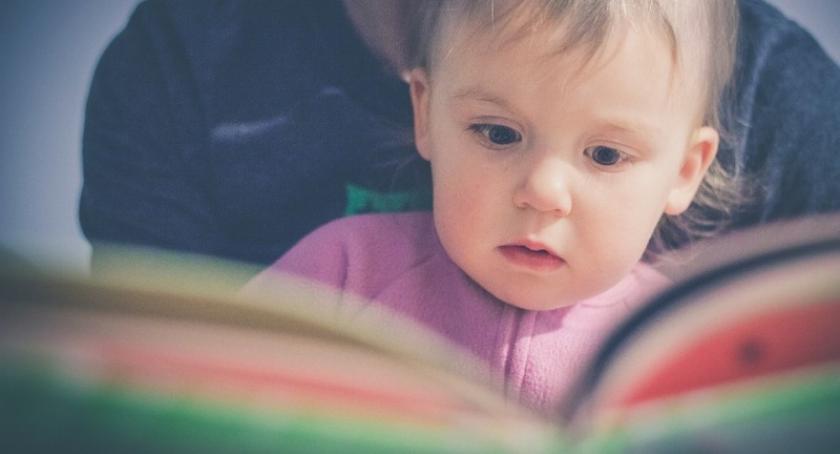 Odwiedź bibliotekę ze swoją pociechą - wyjątkowy projekt dla najmłodszych
