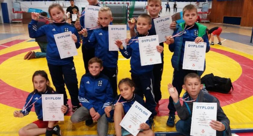 Siedem złotych medali dla zapaśników Cartusii w Elblągu