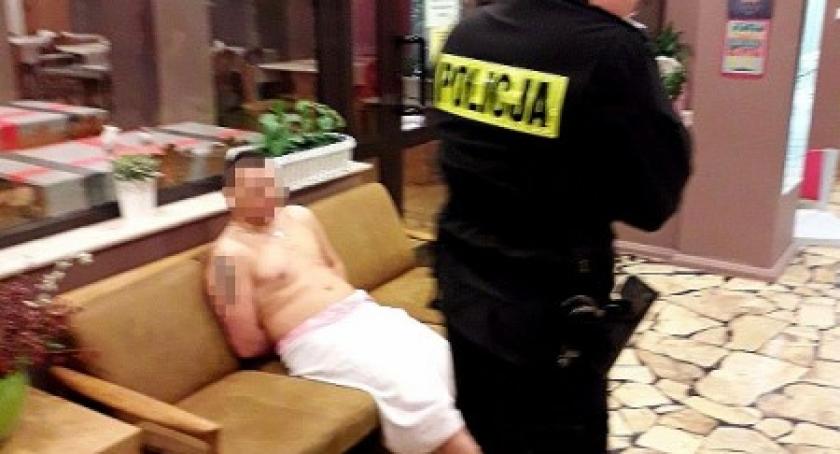 Pijany, półnagi wandal awanturował się w jednym z ośrodków wczasowych