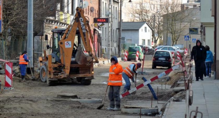 Kartuzy. Drogowcy wrócili na ul. Jeziorną