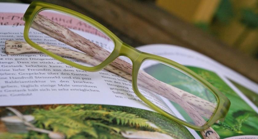 Jak wspierać rozwój dzieci słabowidzących? Wkrótce szkolenie dla rodziców i nauczycieli