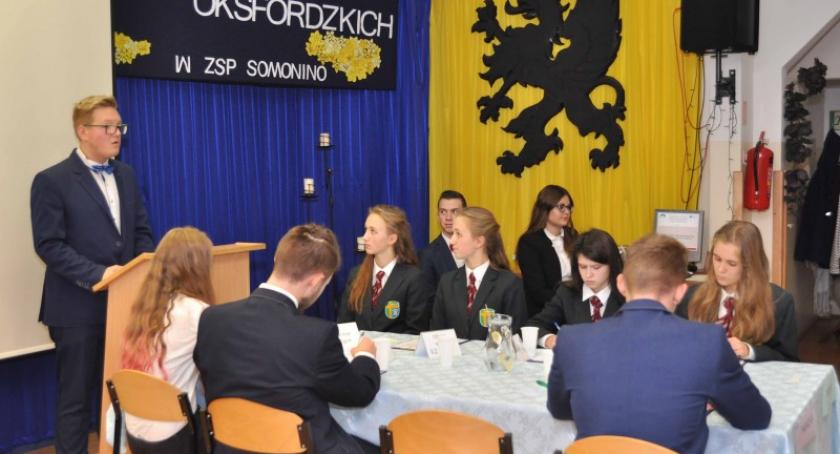 Młodzież stanęła do pojedynku na słowa - turniej debat w ZSP w Somoninie
