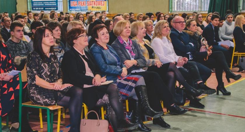Konferencja w szkole 