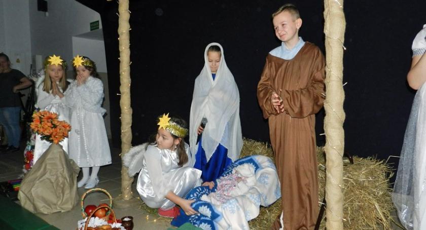 Borkowo. Betlejemska dobranocka - jasełka z bohaterami klasycznych baśni