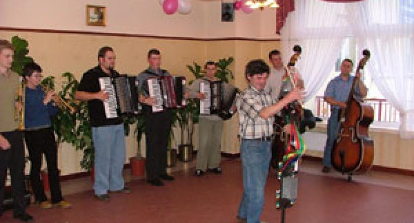 XIV przegląd pieśni, tańca, muzyki i gawędy kaszubskiej „O Złotego Tura”