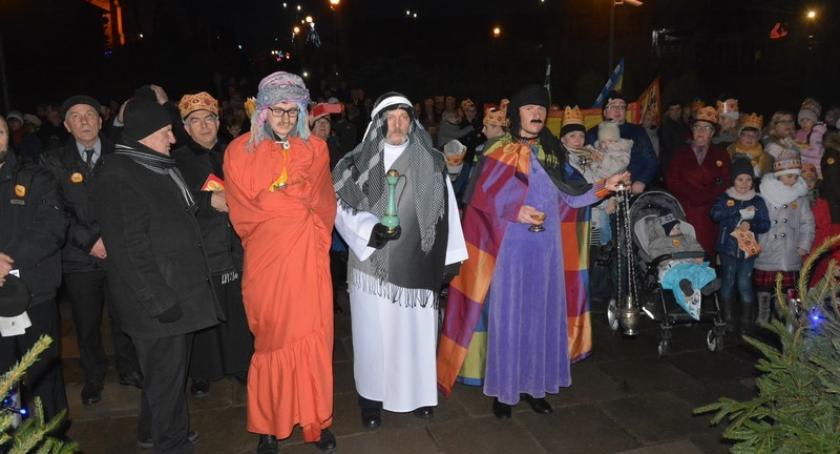 Sierakowice. Trzeci Orszak Trzech Króli przyciągnął tłumy