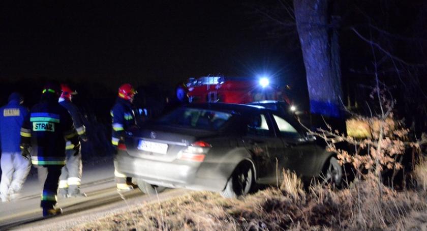 Smołdzino. Mercedesem w drzewo