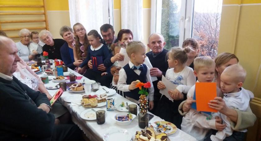 Dzień Babci i Dziadka w Szkole Podstawowej w Szarłacie