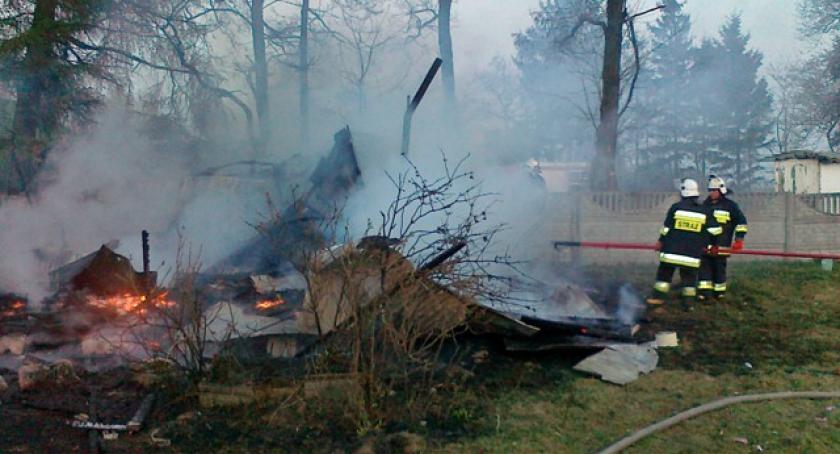 Tuchom. Pożar altanki