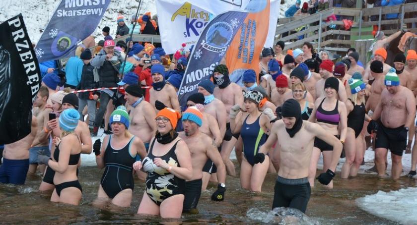 Wspólna kąpiel na finał VII Biegu Morsa