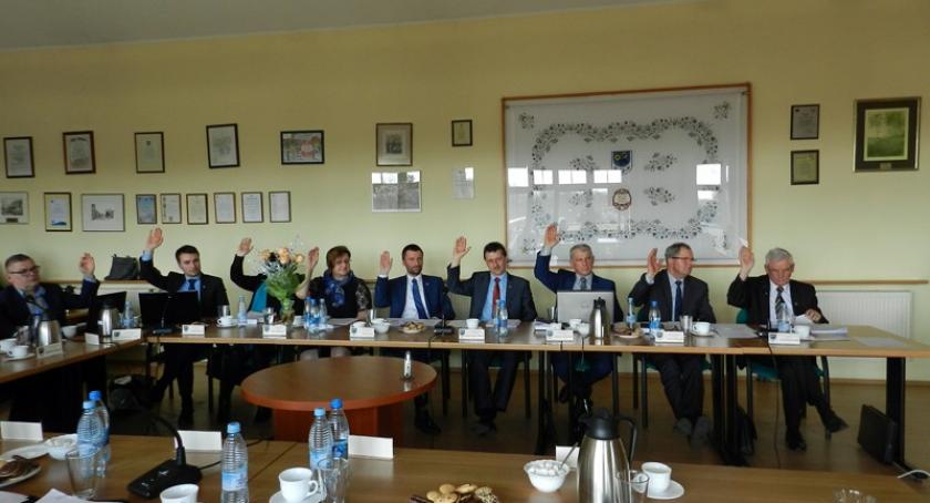 Żukowo. Radni przyjęli uchwałę w sprawie podziału gminy na okręgi wyborcze