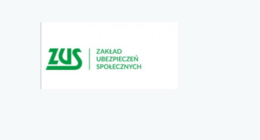 Uczniowie ze 
