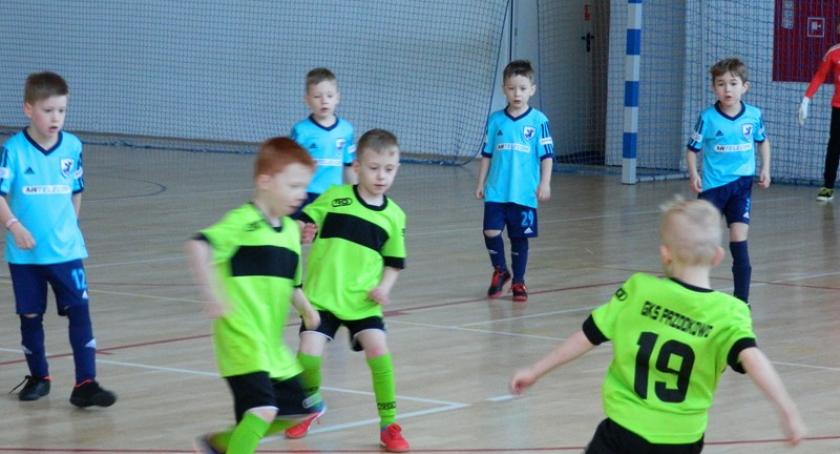 Zwycięstwo AP Lew Lębork po zaciętym finale w Somonino Cup 2010