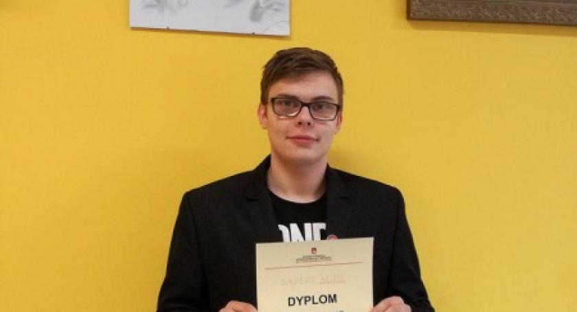 Uczniowie z I LO z Klasztornej wśród finalistów VIII Konkursu Historycznego WSAiB W Gdyni