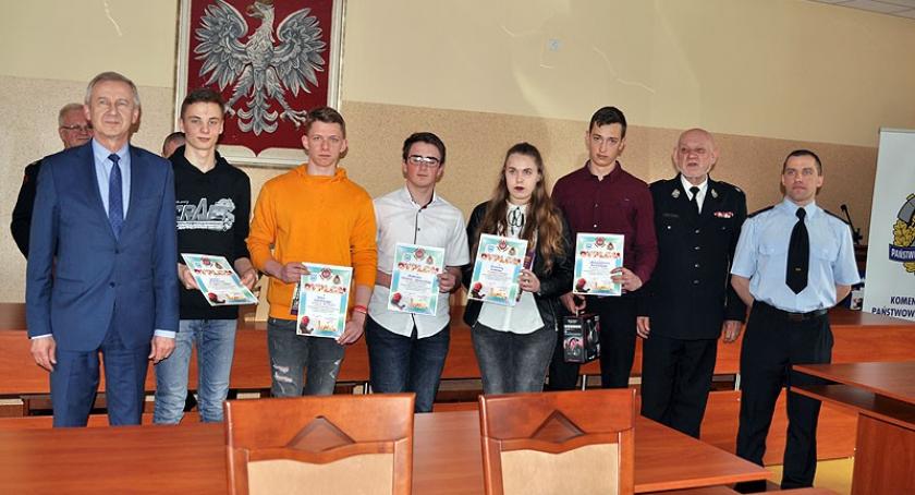 Kartuzy. Poznaliśmy lauretatów powiatowego etapu Turnieju Wiedzy Pożarniczej