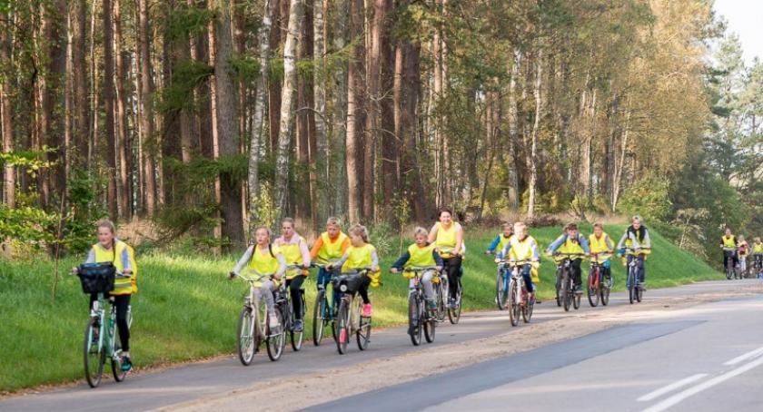 Stężyca. Ruszyły dwa kolejne przetargi na ścieżki rowerowe