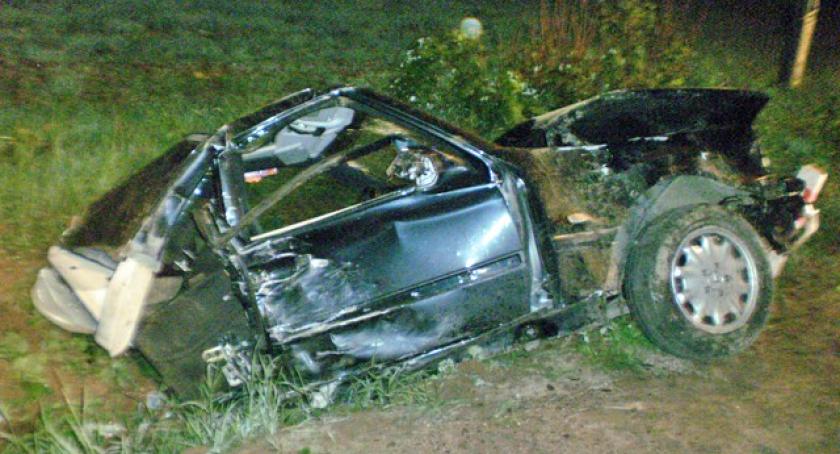 Borkowo. Zderzenie mercedesa z passatem (zdjęcia)