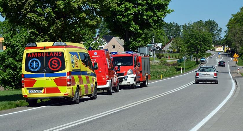 Zderzenie dwóch aut w Borczu - jedna osoba poszkodowana