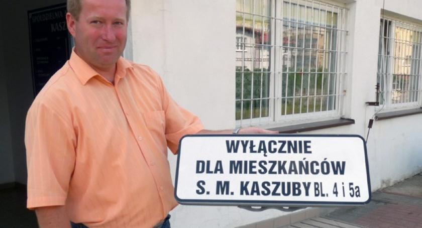 Kartuzy. Osiedle Wybickiego - parkingi dla wybranych?