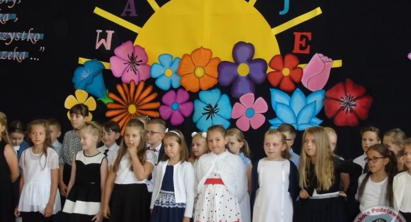 Tak rok szkolny pożegnano w kartuskiej Dwójce