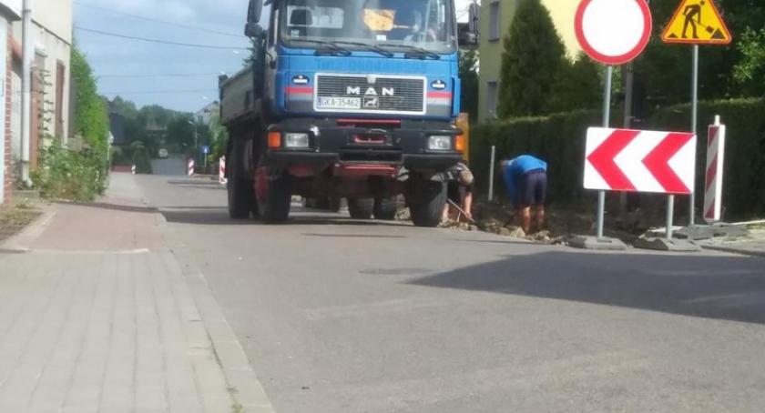 Kontrowersje wokół budowy ścieżek rowerowych w Sierakowicach