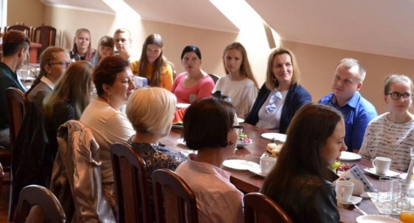 Somonino. Najzdolniejsi absolwenci gimnazjów nagrodzeni stypendiami