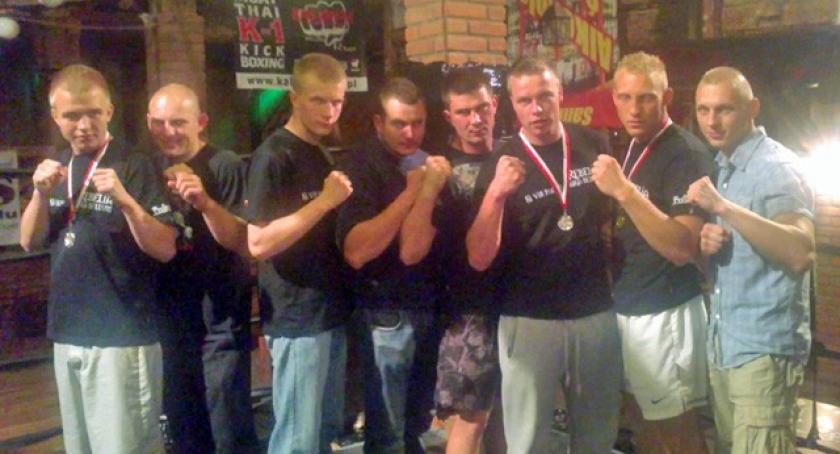 Pięć medali kartuskich kickboxerów