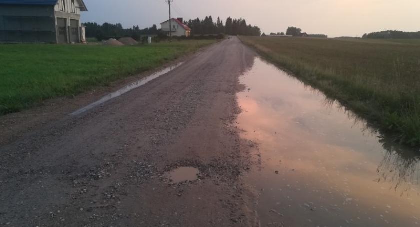 Droga w Borowcu doczeka się remontu? Wójt zapewnia, że tak