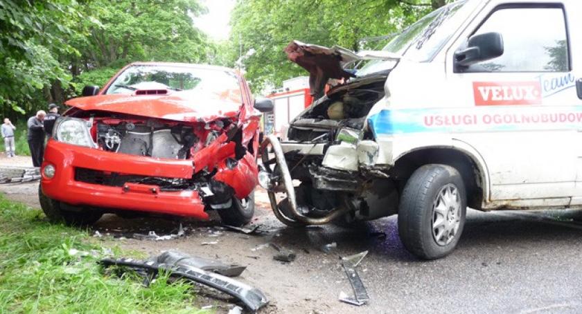 Przodkowo. Zderzenie toyoty z VW