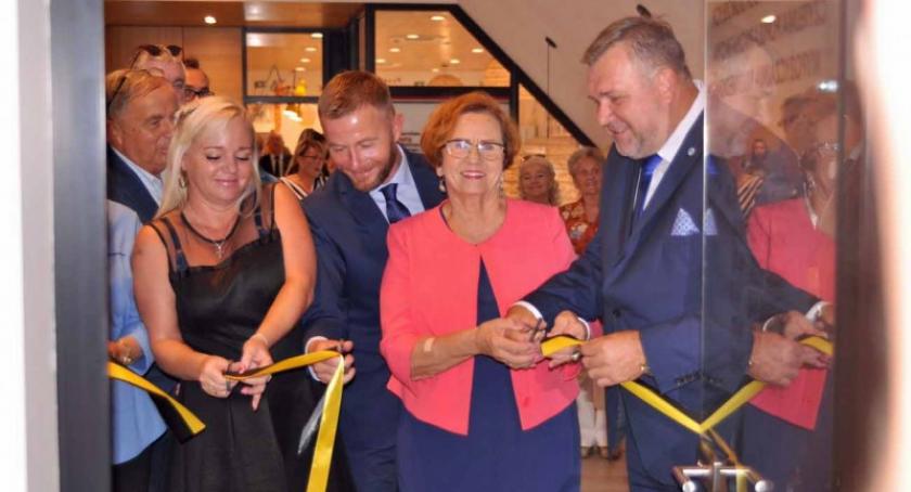 Nowa siedziba biblioteki oficjalnie otwarta
