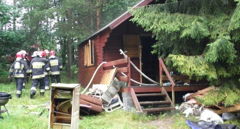 Borkowo. Kolejny domek letniskowy w ogniu