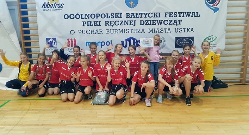 Sukces piłkarek ręcznych UKS Banino