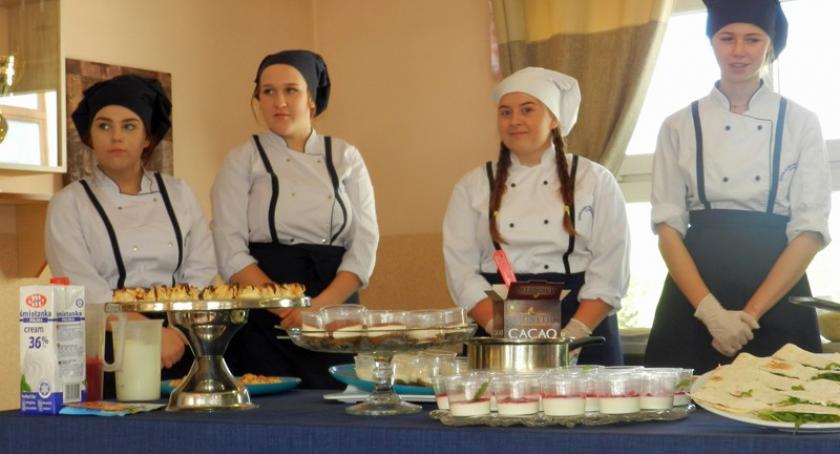 Somonino. Światowy Dzień Turystyki w Zespole Szkół Ponadgimnazjalnych