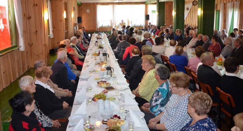 Sulęczyno. 200 mieszkańców bawiło się na dorocznym Dniu Seniora 2018