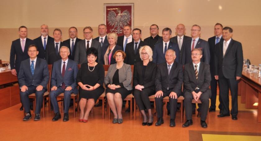 Podziękowania na ostatniej sesja rady powiatu kartuskiego w tej kadencji