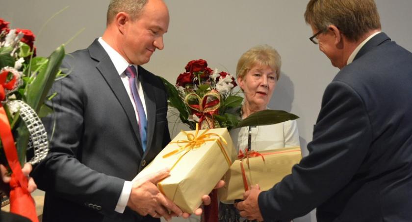 W Sulęczynie podsumowano kadencję - były podziękowania, kwiaty i awantura