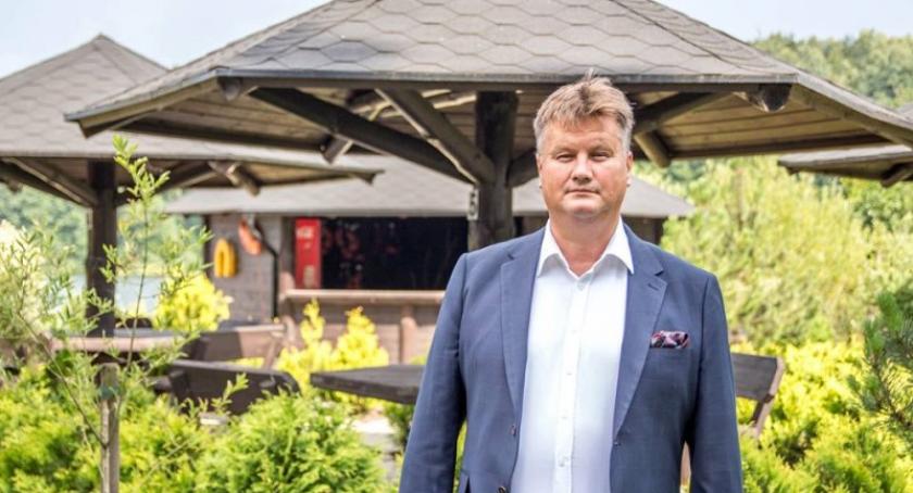 Dariusz Męczykowski werbuje radnych KO, by stworzyć koalicję z PiS-em?