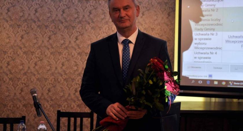Chmielno. Pierwsze obrady rady nowej kadencji - przewodniczącym Stanisław Klimowicz