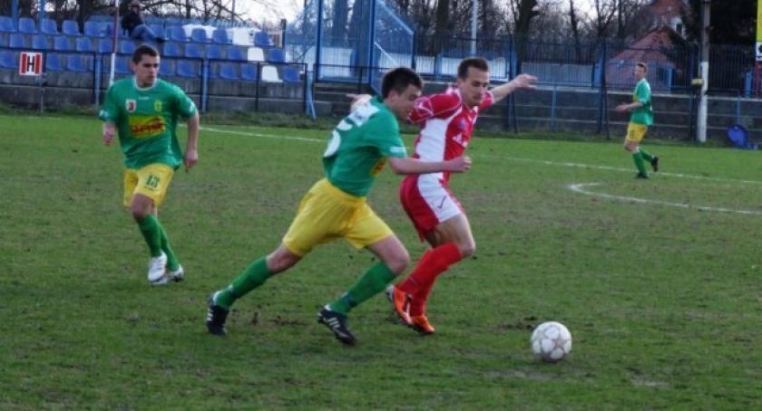 Porażki Cartusii i Murkamu, błysk V-ligowców. Z ligowych boisk