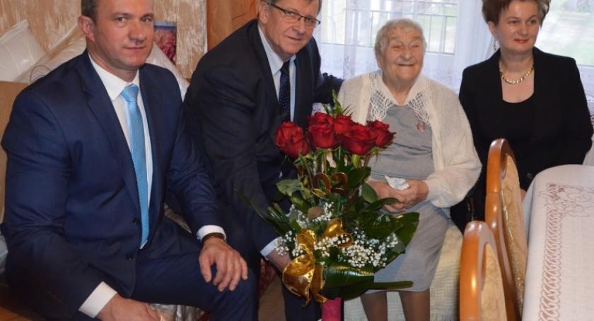 Anna Drywa z Żakowa świętowała 102. urodziny - jest najstarszą mieszkanką powiatu kartuskiego