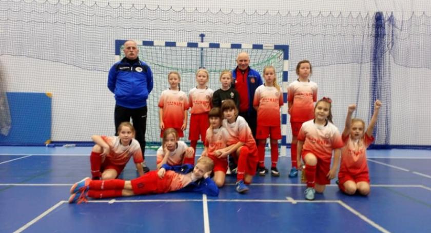 Piłkarki z KKPN Olimpico Malbork/Sierakowice liderkami w ramach Mistrzostw Pomorza U-11