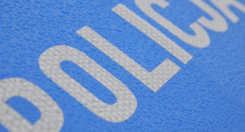 Wtargnął pod koła nadjeżdżającego auta. Miał 2,5 promila