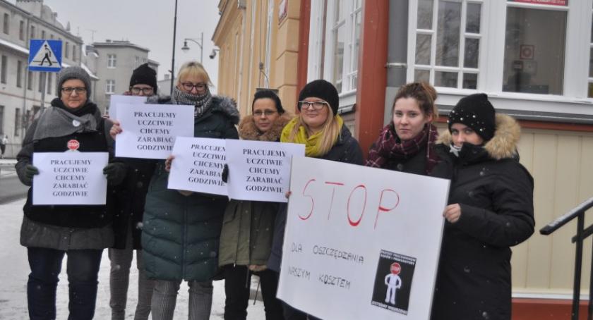 Pracownicy prokuratury też protestują i żądają podwyżek