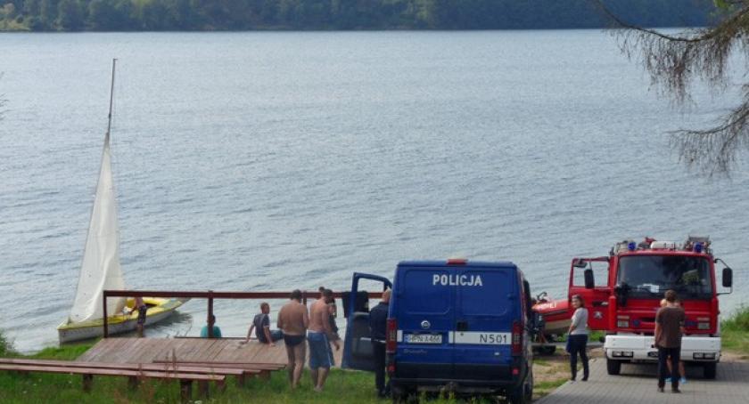 Zgorzałe. Przewrócona żaglówka - załoga uratowana