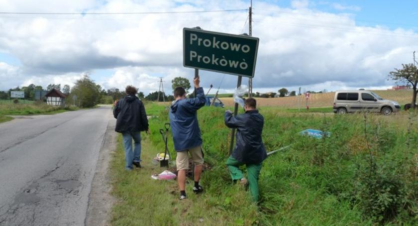 Gmina Kartuzy z dwujęzycznymi tablicami 