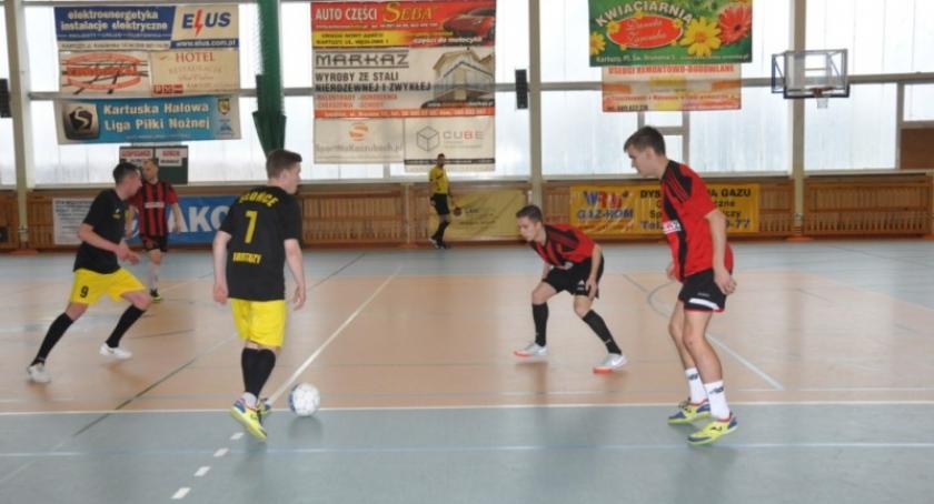 KHLPN. Kwiaciarnia Zaremba Kartuzy rozbiła Orły Gołubia