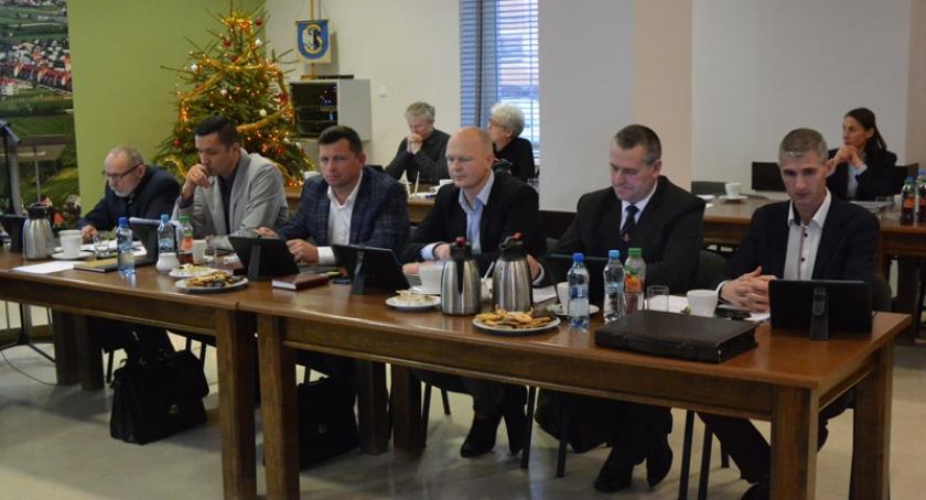 Gmina Sierakowice będzie inwestować na kredyt. Budżet 2019 uchwalony