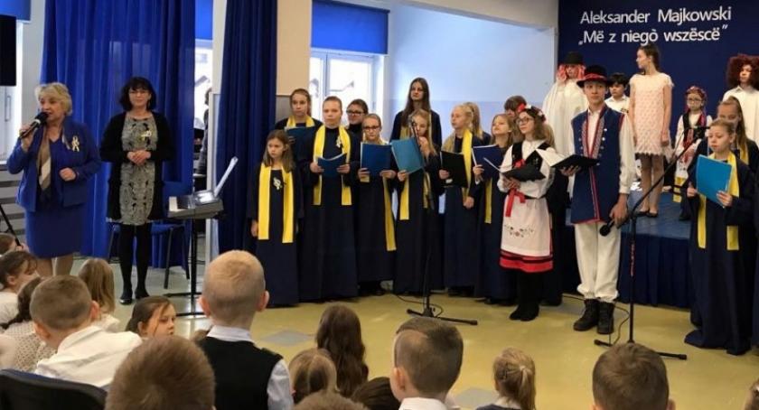 Kartuzy. Uroczysty apel upamiętniający Aleksandra Majkowskiego