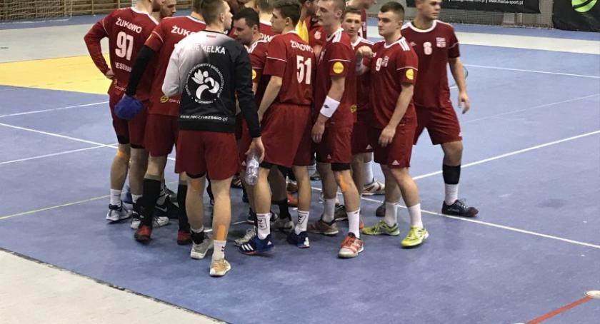 Szczypiorniści SPR GKS Żukowo nie dali rady wiceliderowi