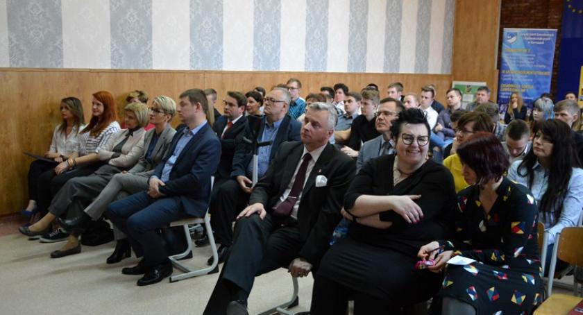 Od dekady szkoła na 